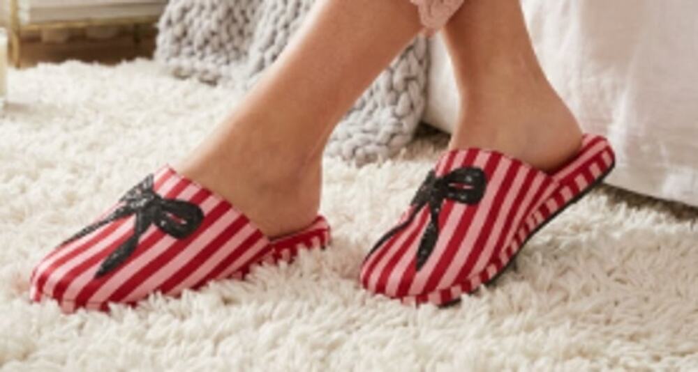 Victoria's Secret Striped Satin Slippers w/ Sequin Bow sz L 9/10